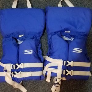 Two infant life vest